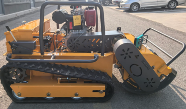 Robuster Ferngesteuerter Hangmulcher für Professionelle Landrodung